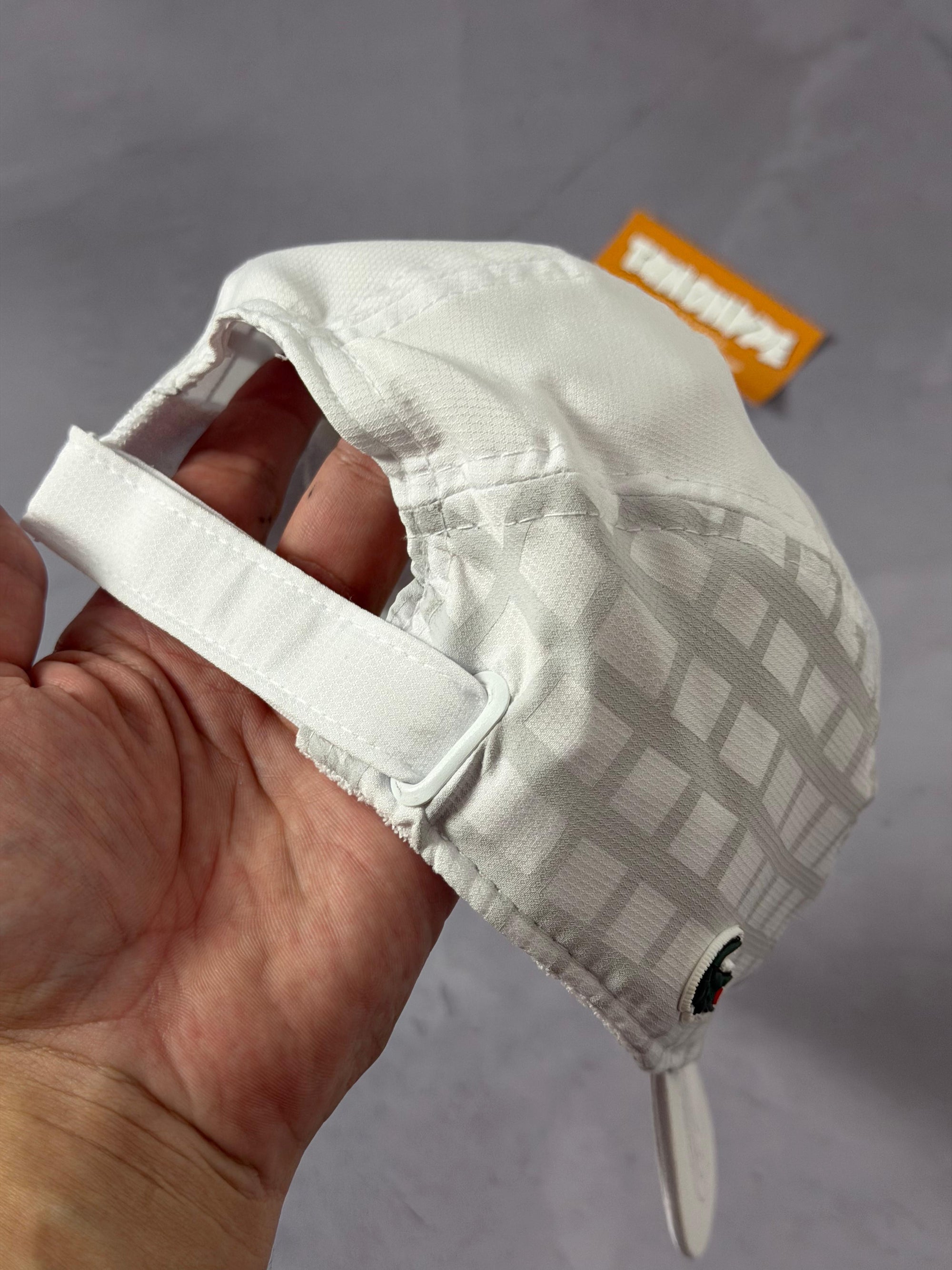 Boné Lacoste Sport Graphic Print - Branco