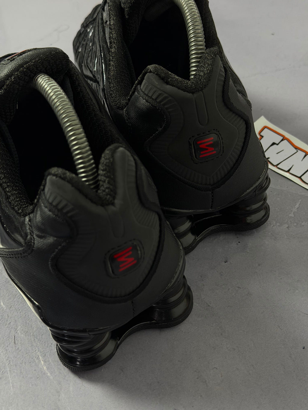 Tênis Nike Shox 12 Molas - Preto