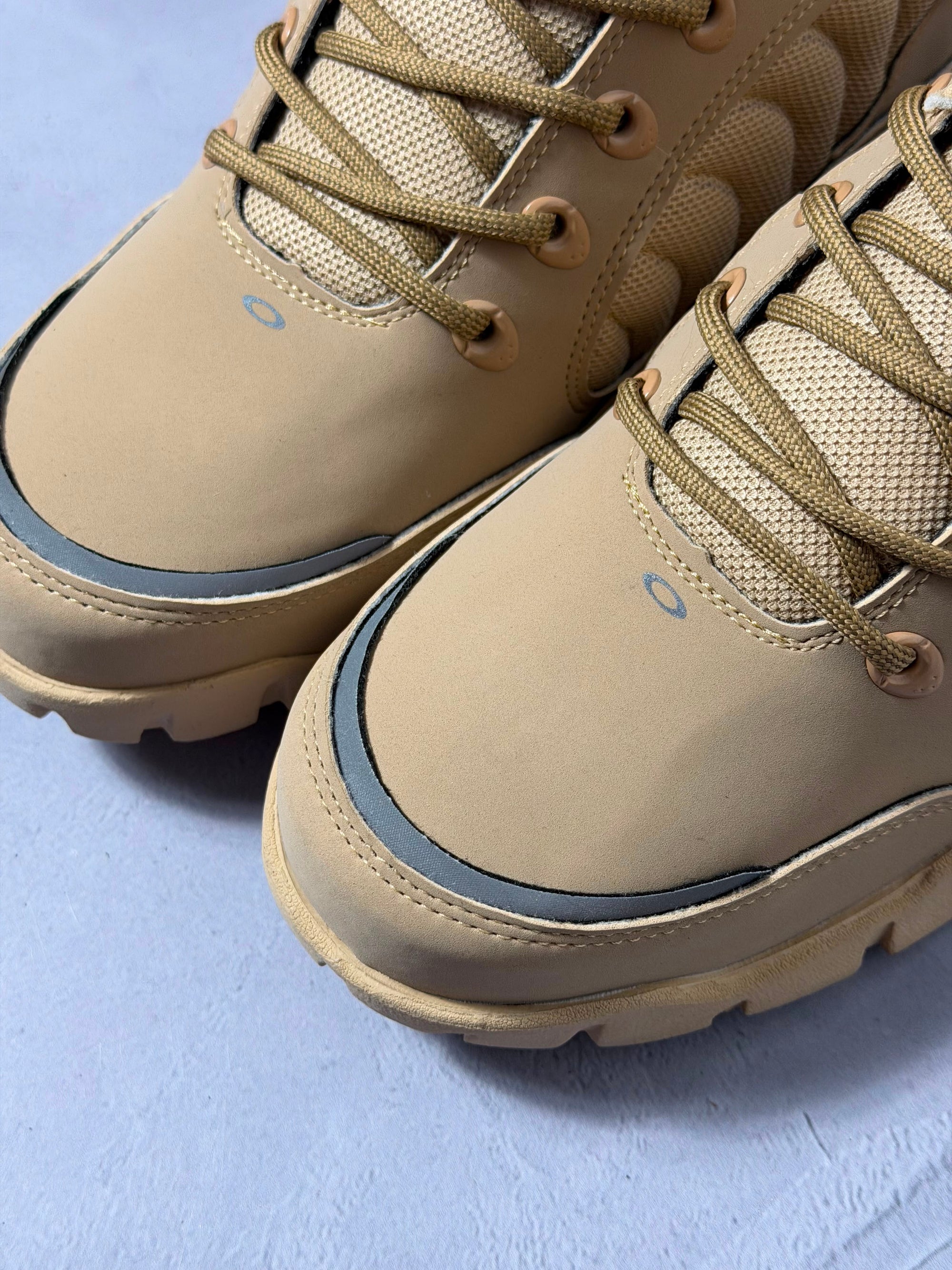 Tênis Oakley Modoc Low - Bege