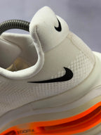 Tênis Nike Vomero - White Orange