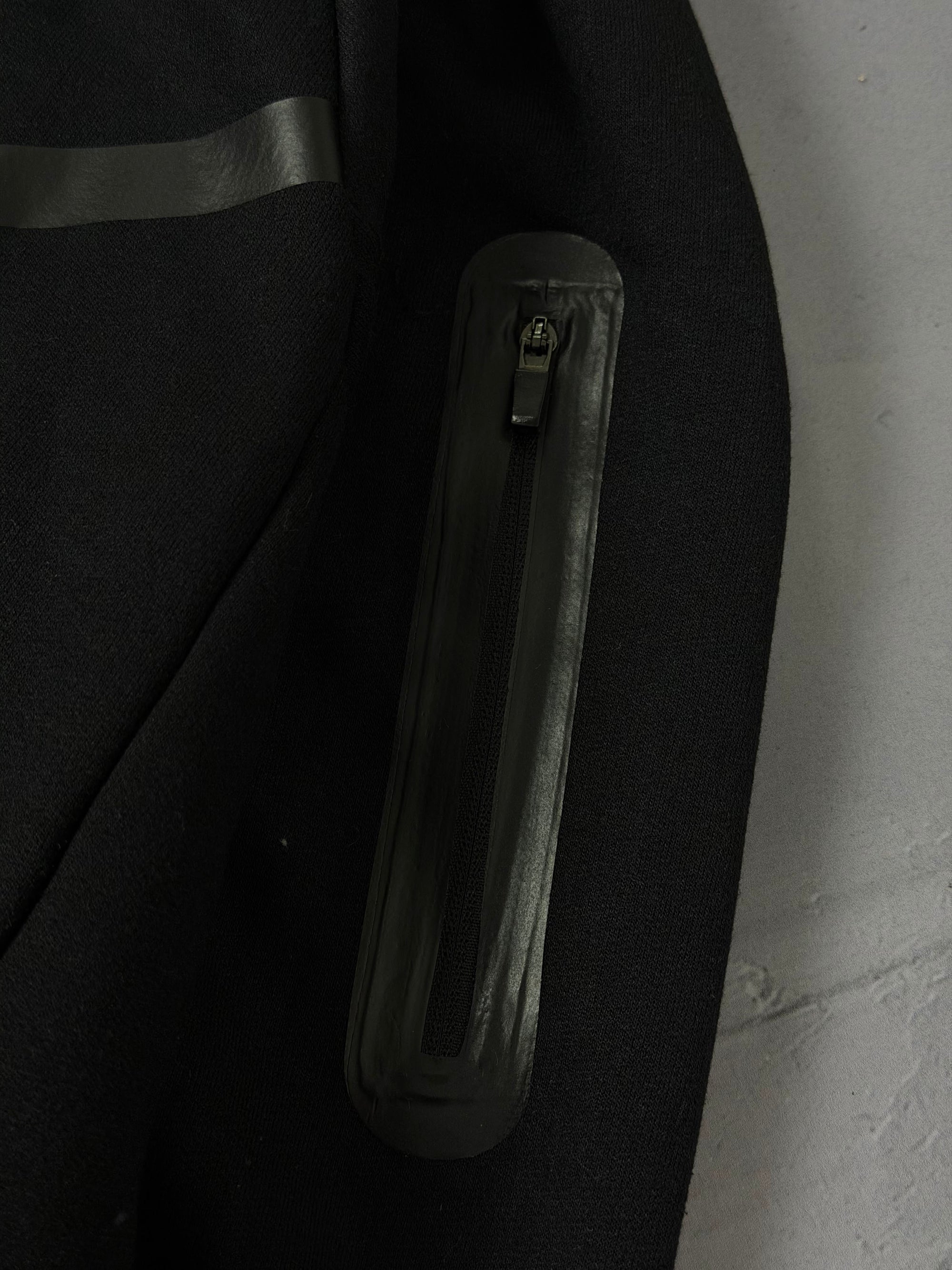 Conjunto Tech Fleece - Preto