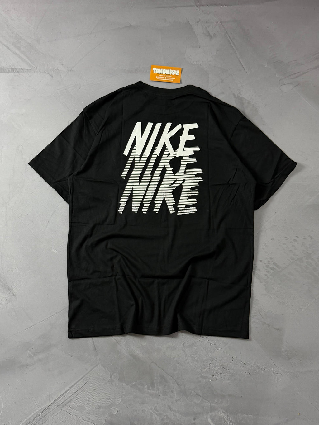 Camiseta Nike Repeat Fade - Preto