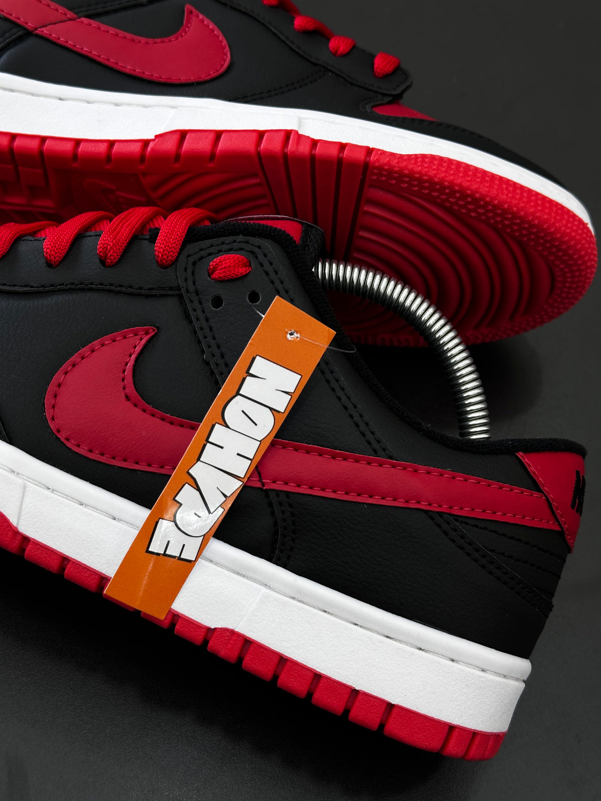 Tênis Nike Dunk Sb Low - Vermelho/Preto