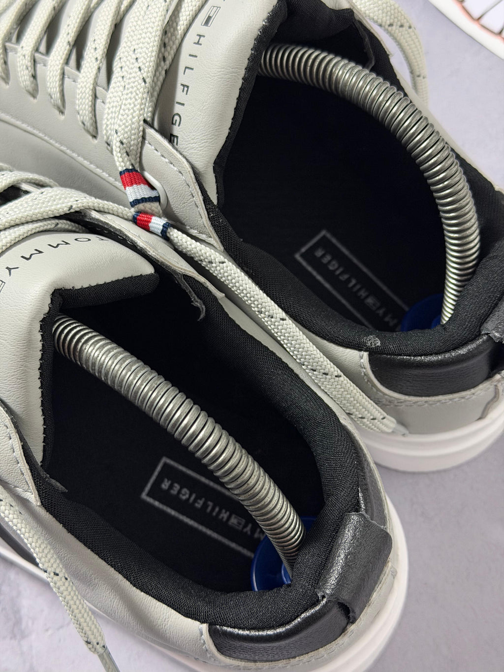 Tênis Tommy Hilfiger Dino - Cinza