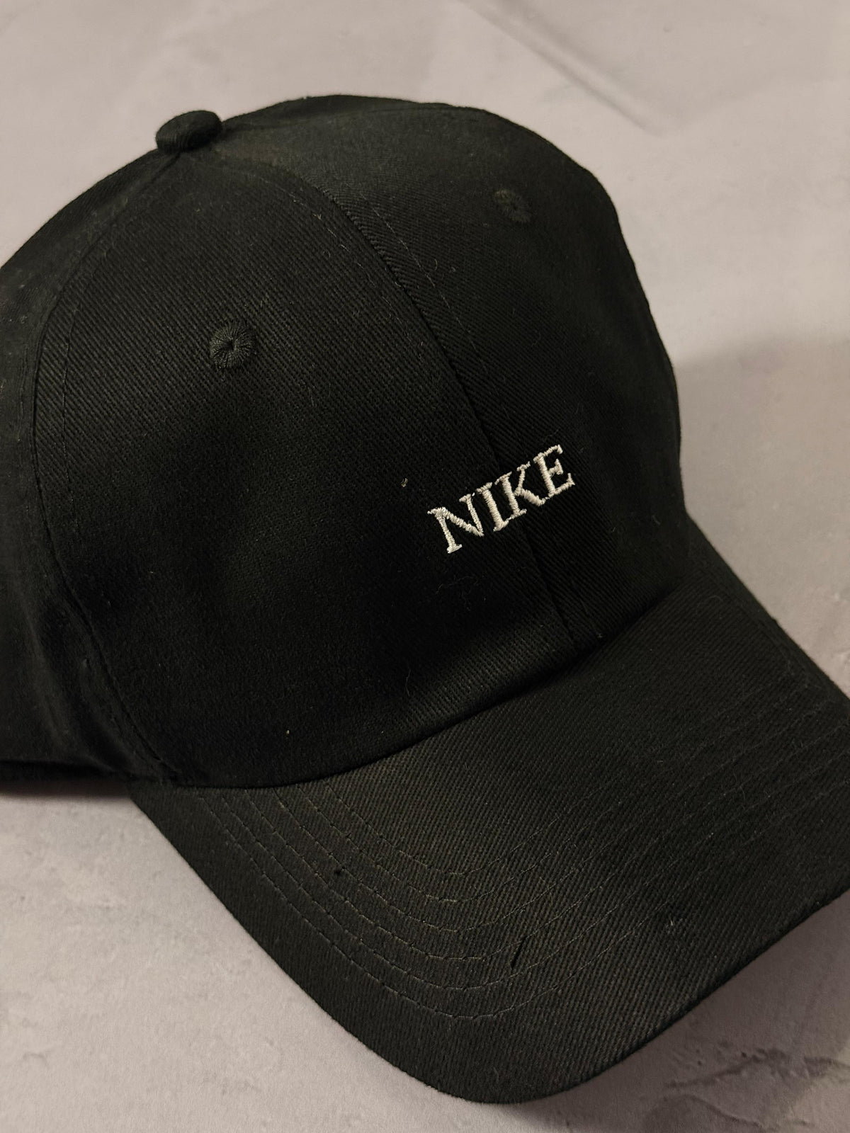 Boné Nike Letter - Preto