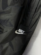 Calça Nike Windrunner Tactel - Preto
