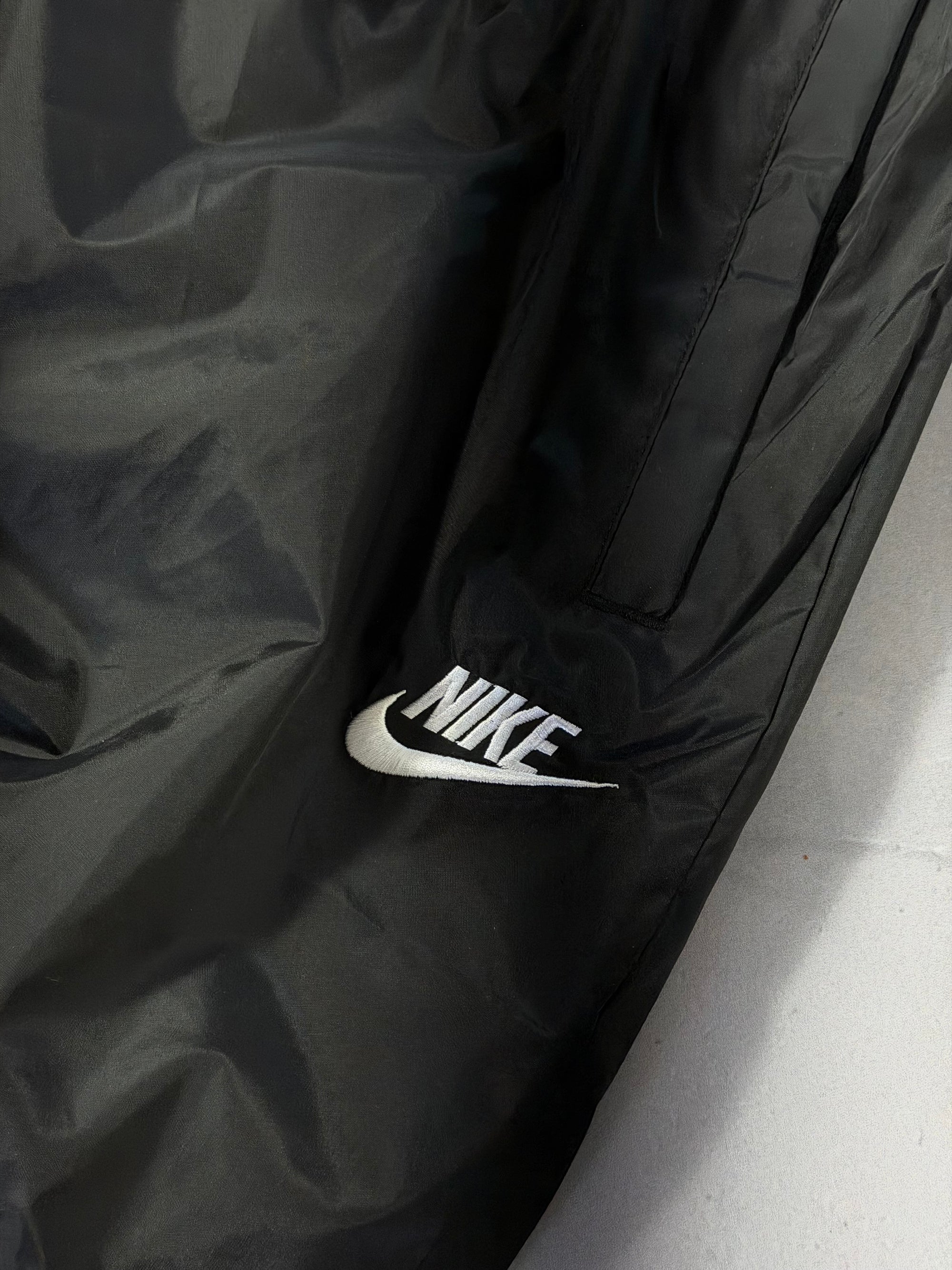 Calça Nike Windrunner Tactel - Preto