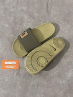 Chinelo Slide Nike Offcourt Adjust - Verde Militar