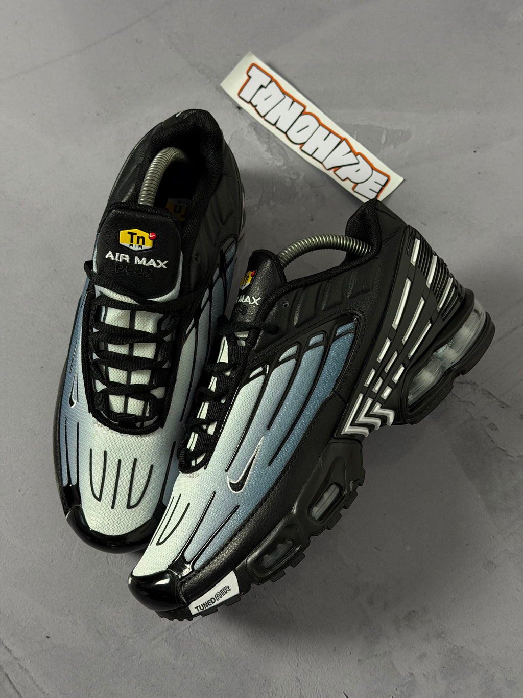Tênis Nike Air Max Plus TN 3 - Black White