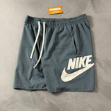 Shorts Tactel Nike Club - Azul Petróleo