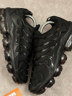 Tênis Nike Vapormax Plus - Preto