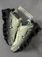 Tênis Nike Shox 12 Molas - Fade