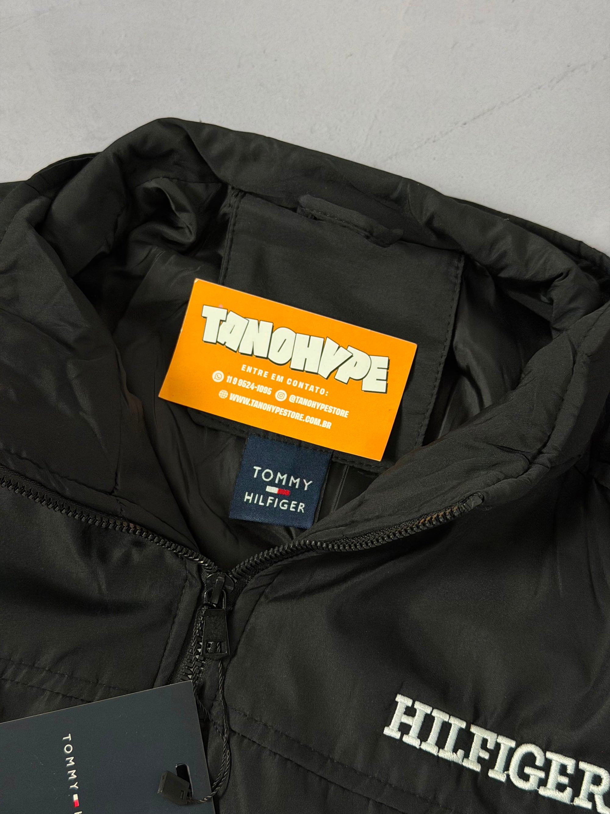Jaqueta Velejador Tommy Hilfiger - Preto/Branco