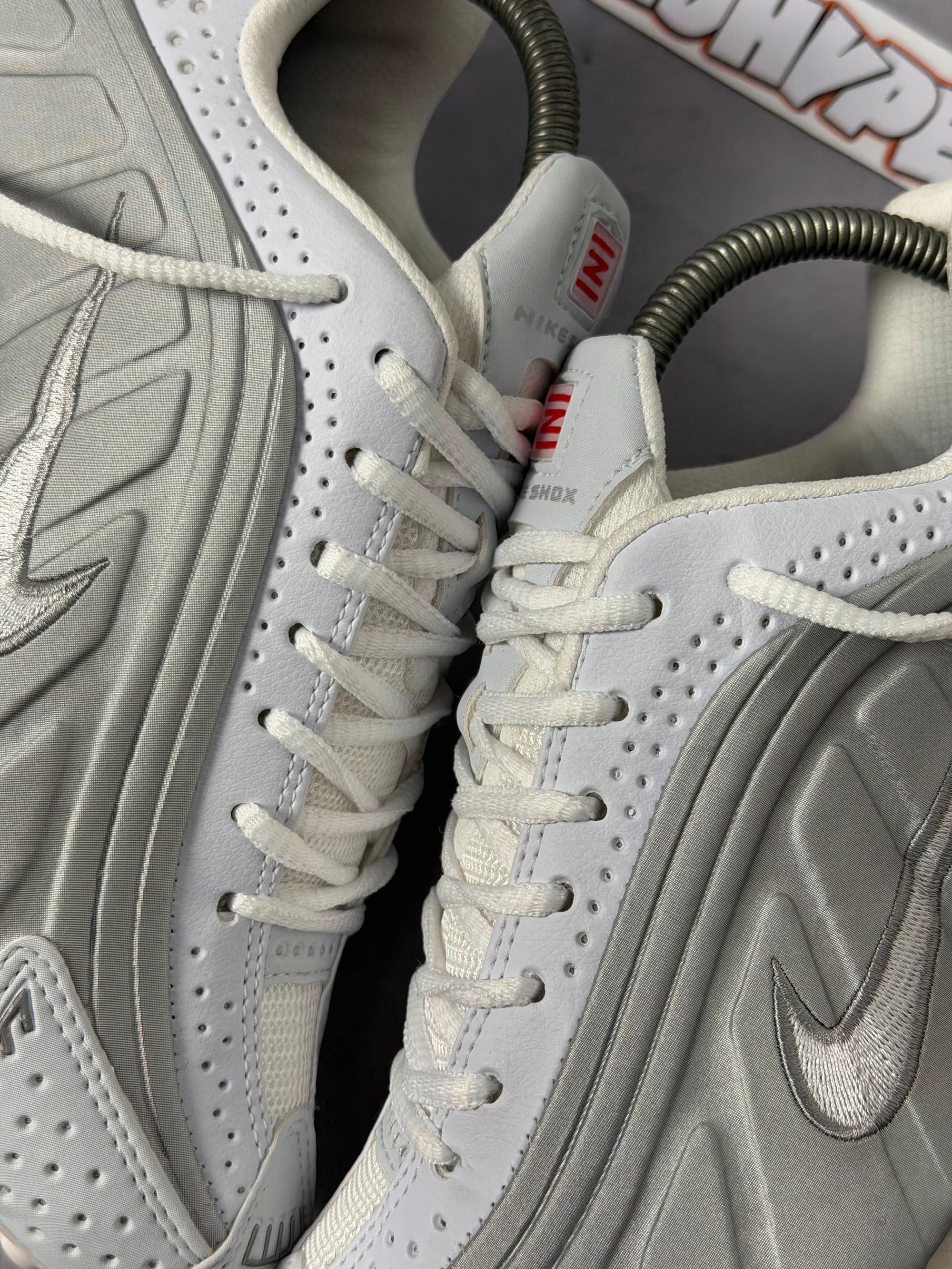 Tênis Nike Shox R4 - Branco