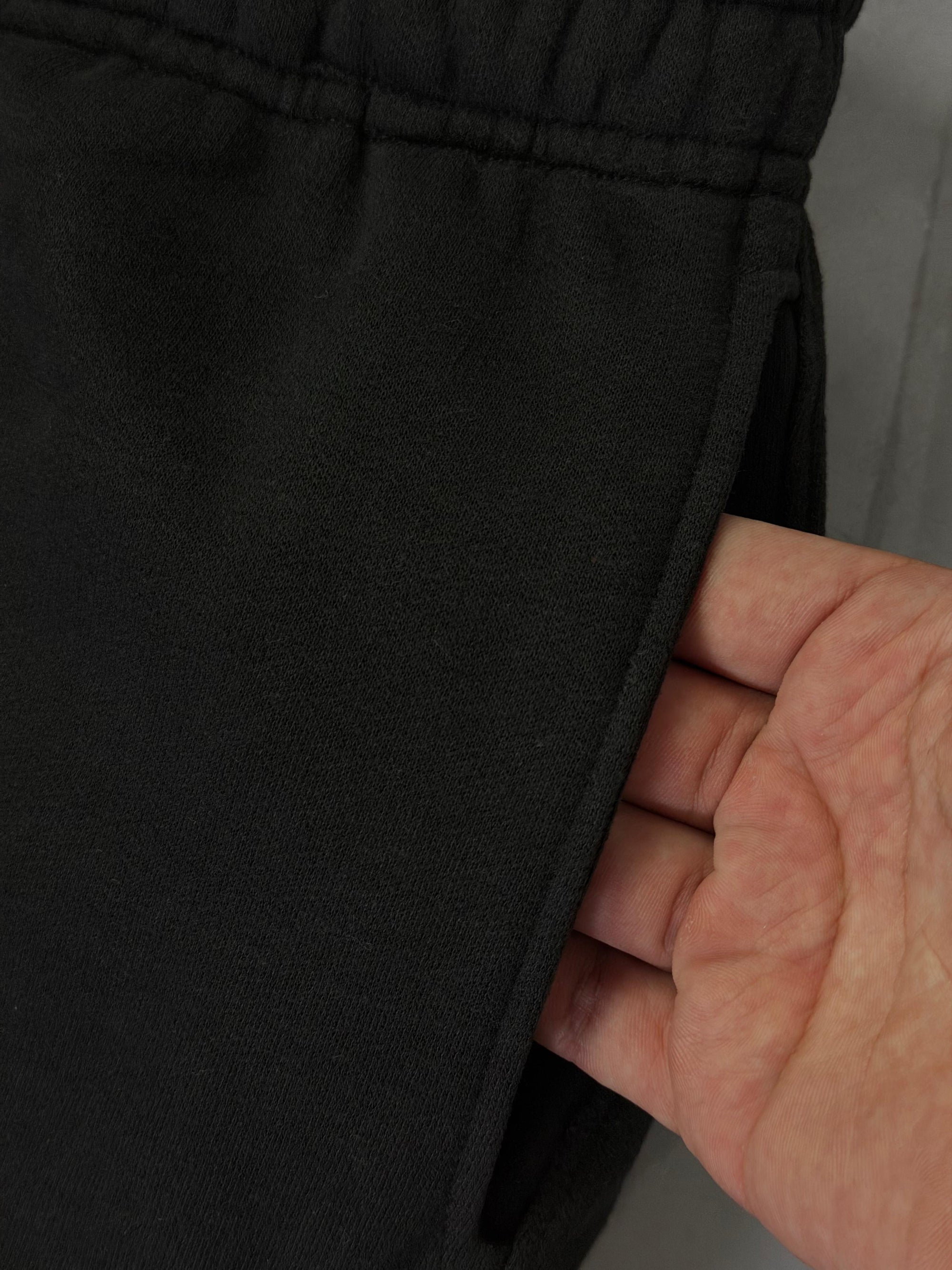 Shorts Moletom Cargo Nike Club - Preto