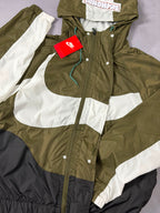 Corta Vento Nike Big Logo - Verde Militar