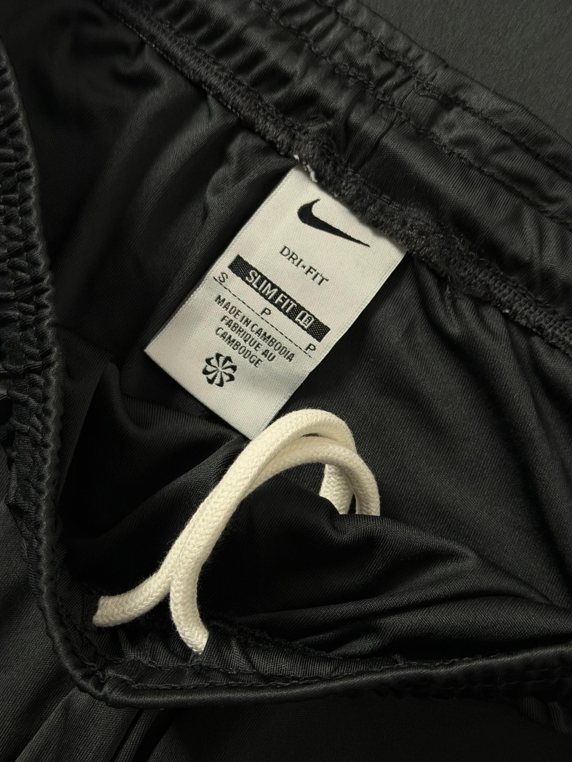Conjunto Nike Academy 2023 - Preto