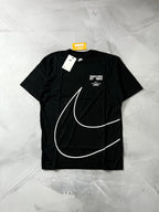 Camiseta Nike Big Swoosh - Preto