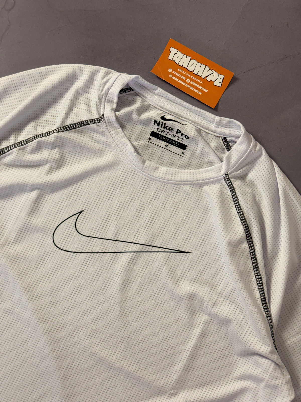 Camiseta Nike Pro - Branco