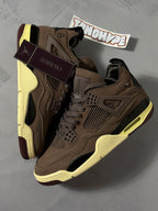 Tênis Nike Air Jordan 4 - Marrom
