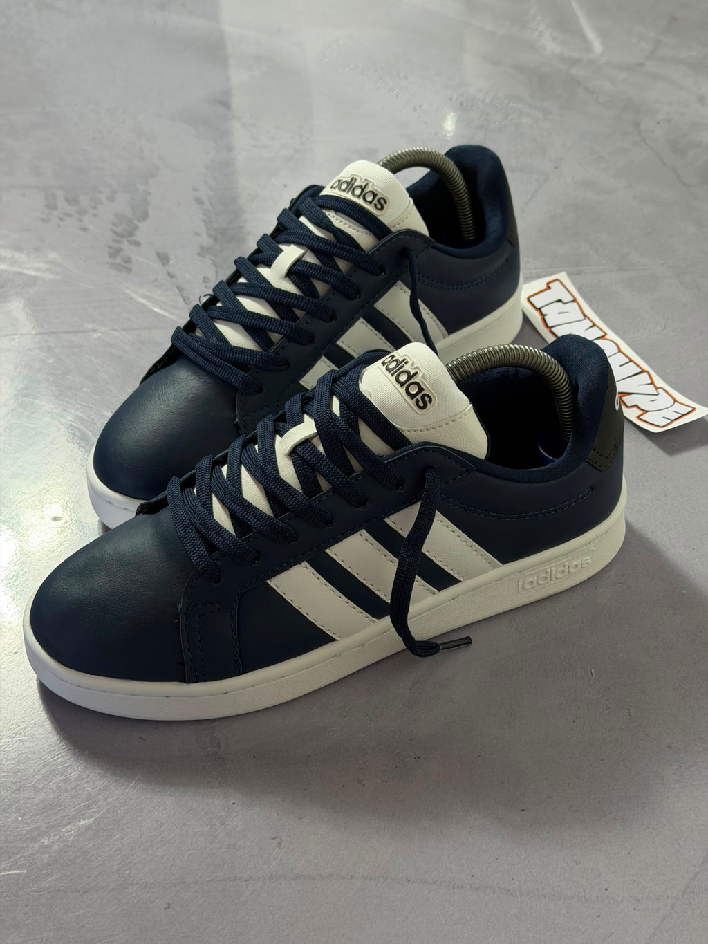 Tênis Adidas Grande Court - Azul Marinho