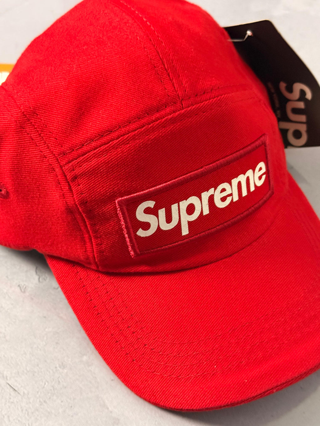 Boné Supreme - Vermelho