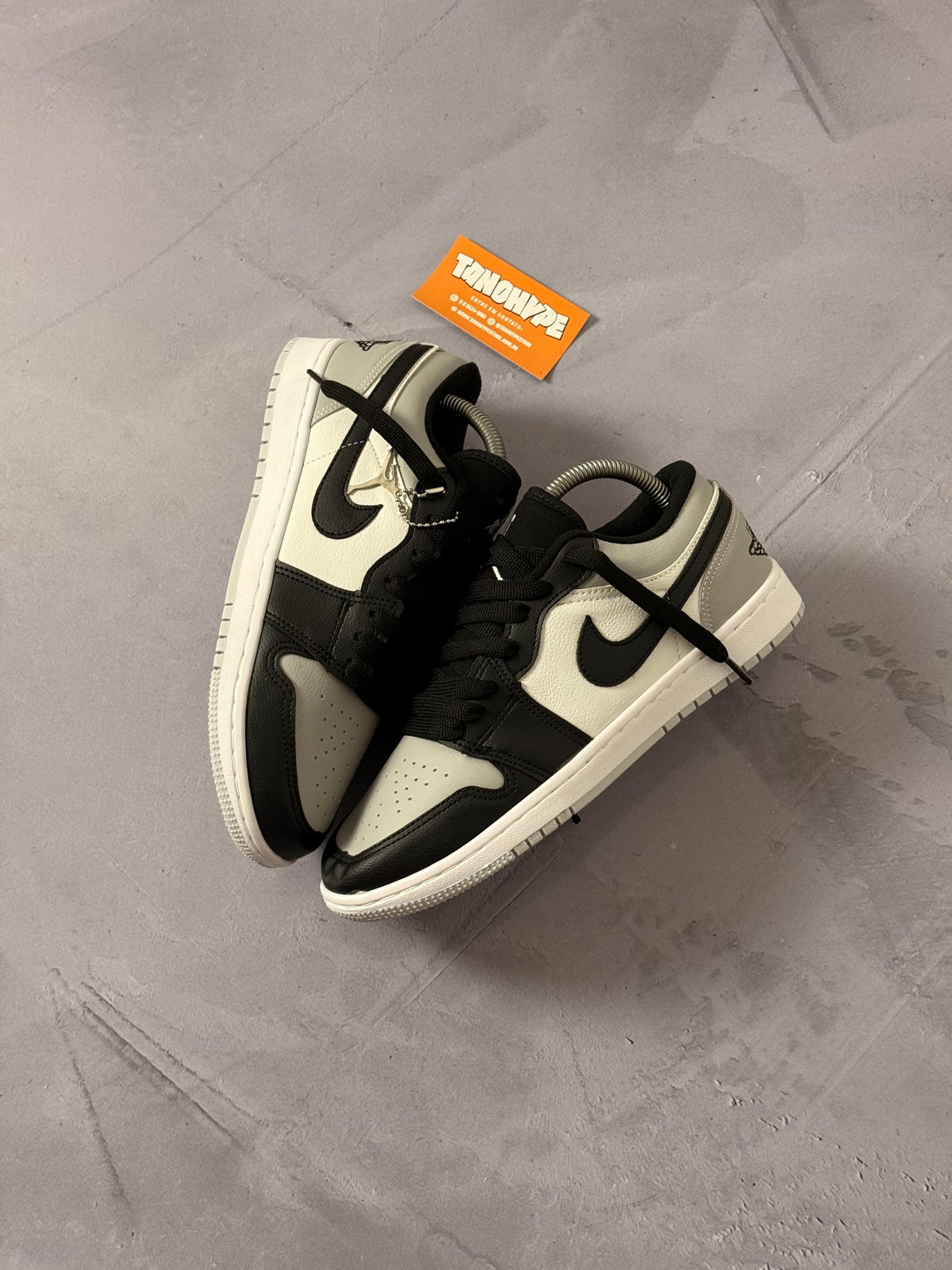Tênis Nike Air Jordan Low 1 - Cinza/Branco