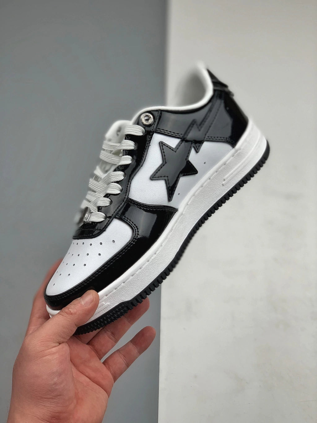 Tênis Bape Sta Low - Preto/Branco