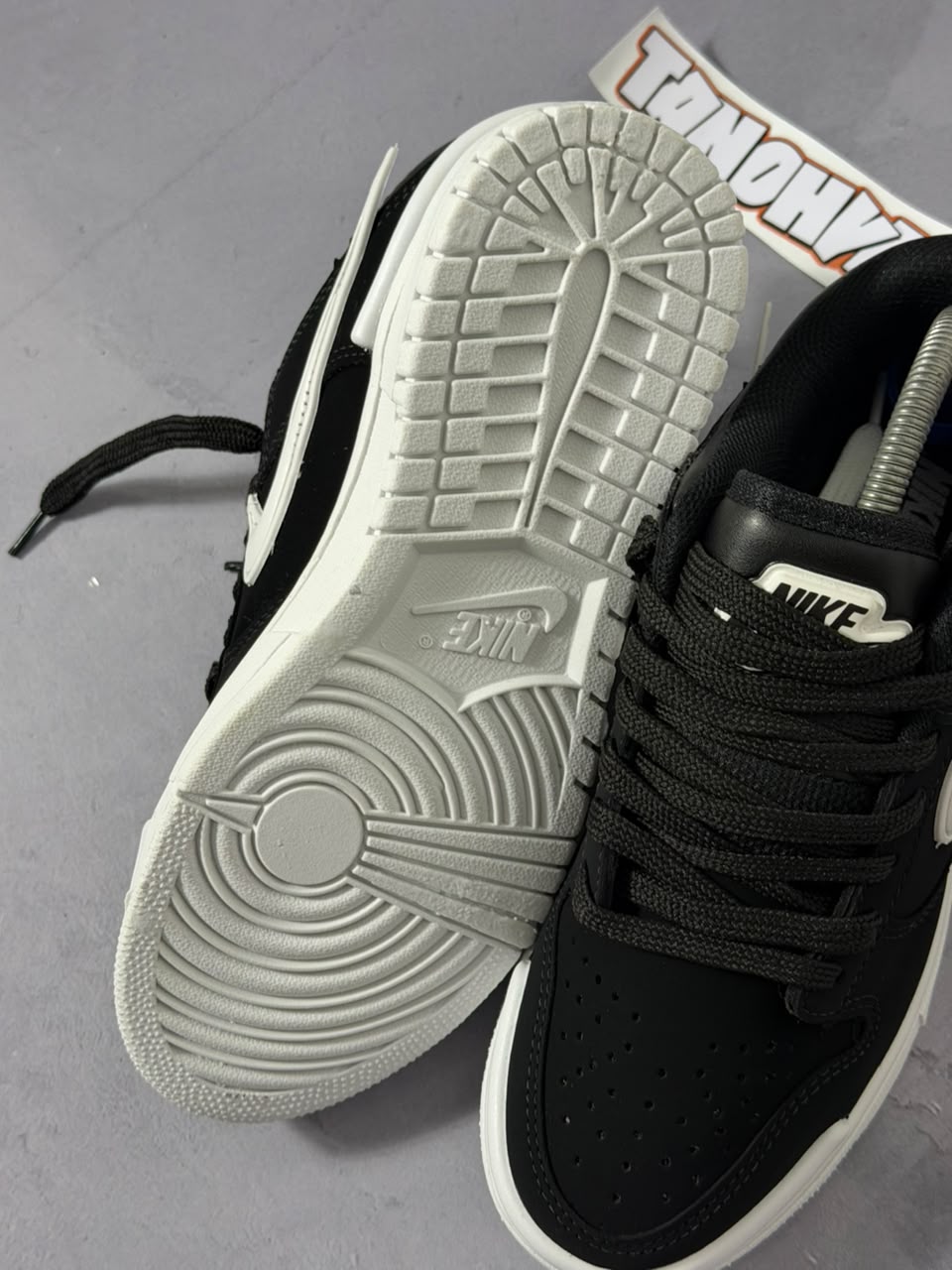 Tênis Nike Dunk Twist - Preto e Branco