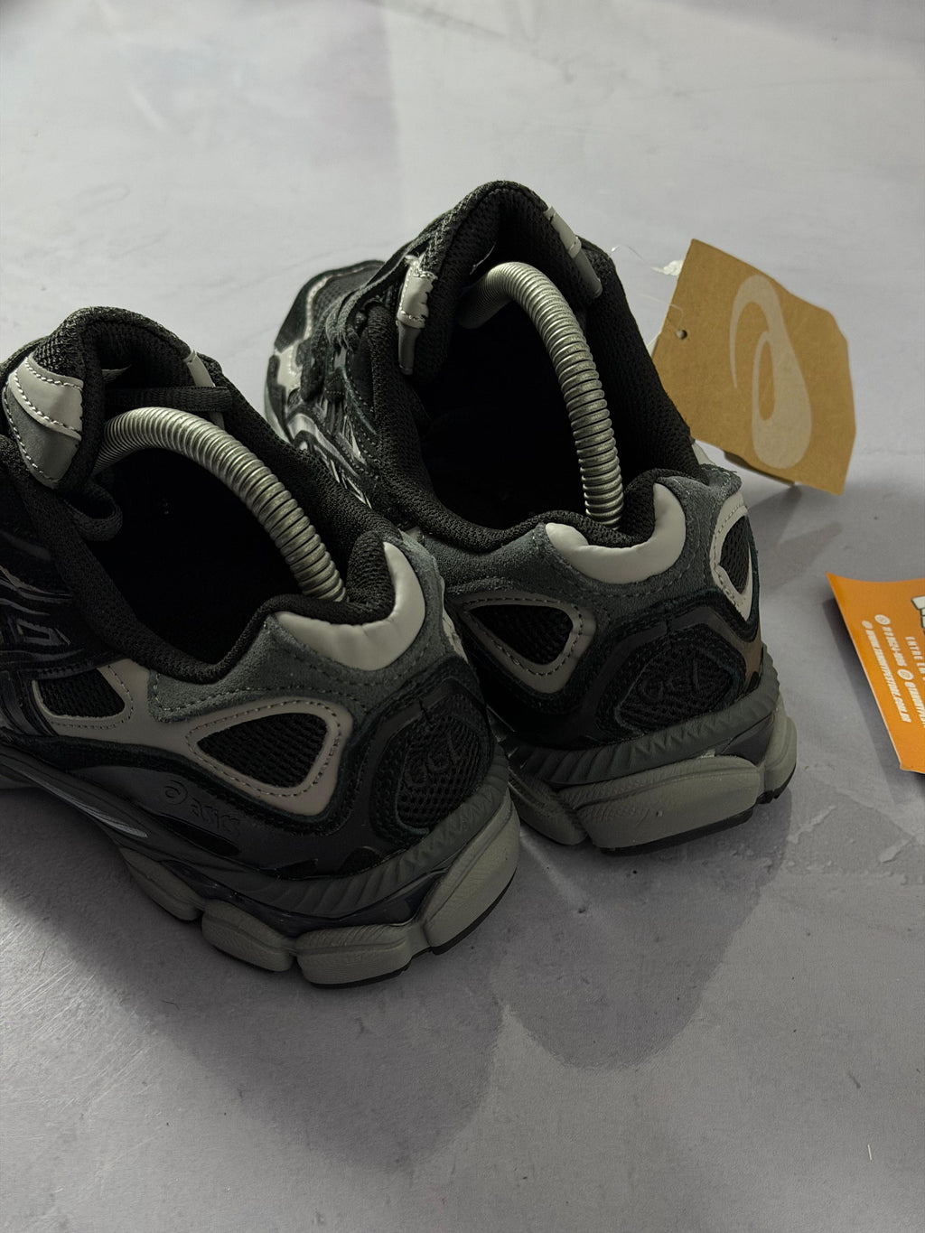 Tênis Asics Gel NYC - Black Gray