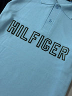 Polo Tommy Hilfiger Letreiro - Azul