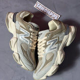 Tênis New Balance 9060 - Creme
