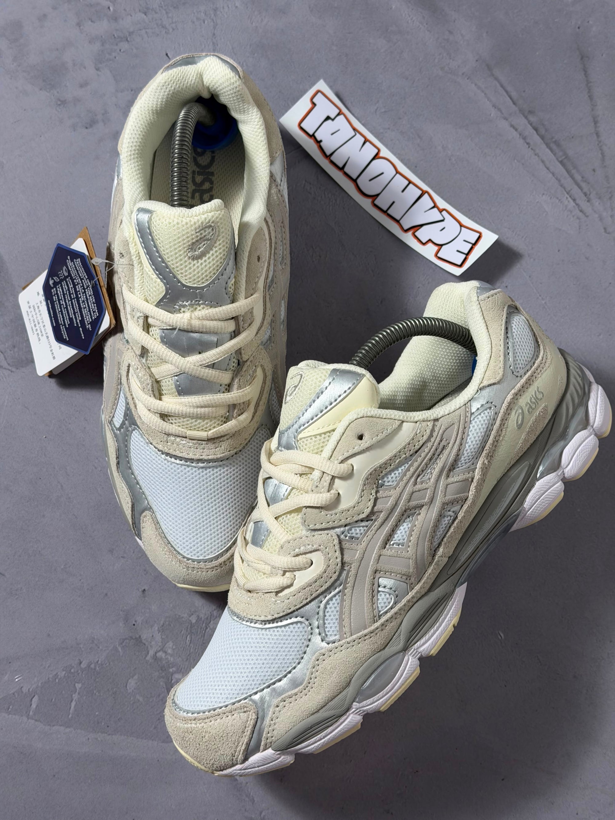Tênis Asics Gel NYC - Bege