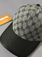 Boné Gucci Canvas - Preto/Cinza