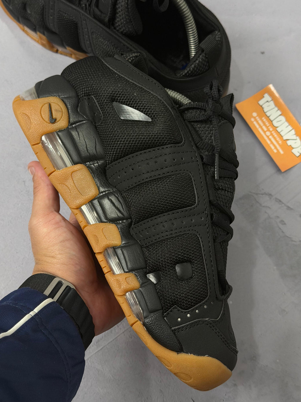 Tênis Nike Air More Uptempo Low - Black Gum
