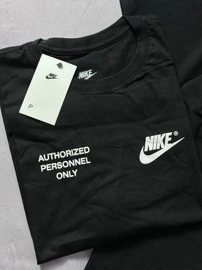 Camiseta Nike Authorized 2.0 - Preto