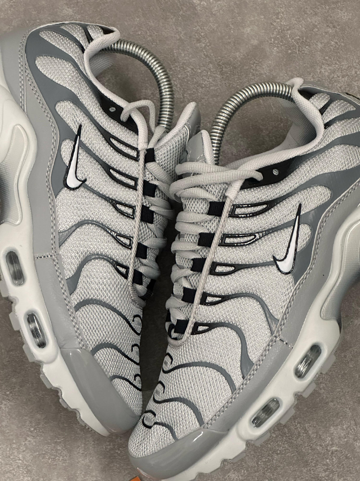 Tênis Nike Air Max Plus TN - Grey