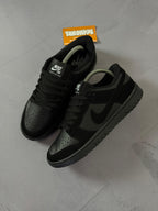 Tênis Nike Dunk - All Black