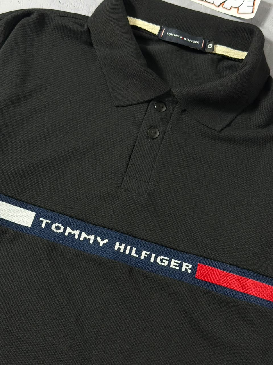 Polo Tommy Hilfiger Chest - Preto