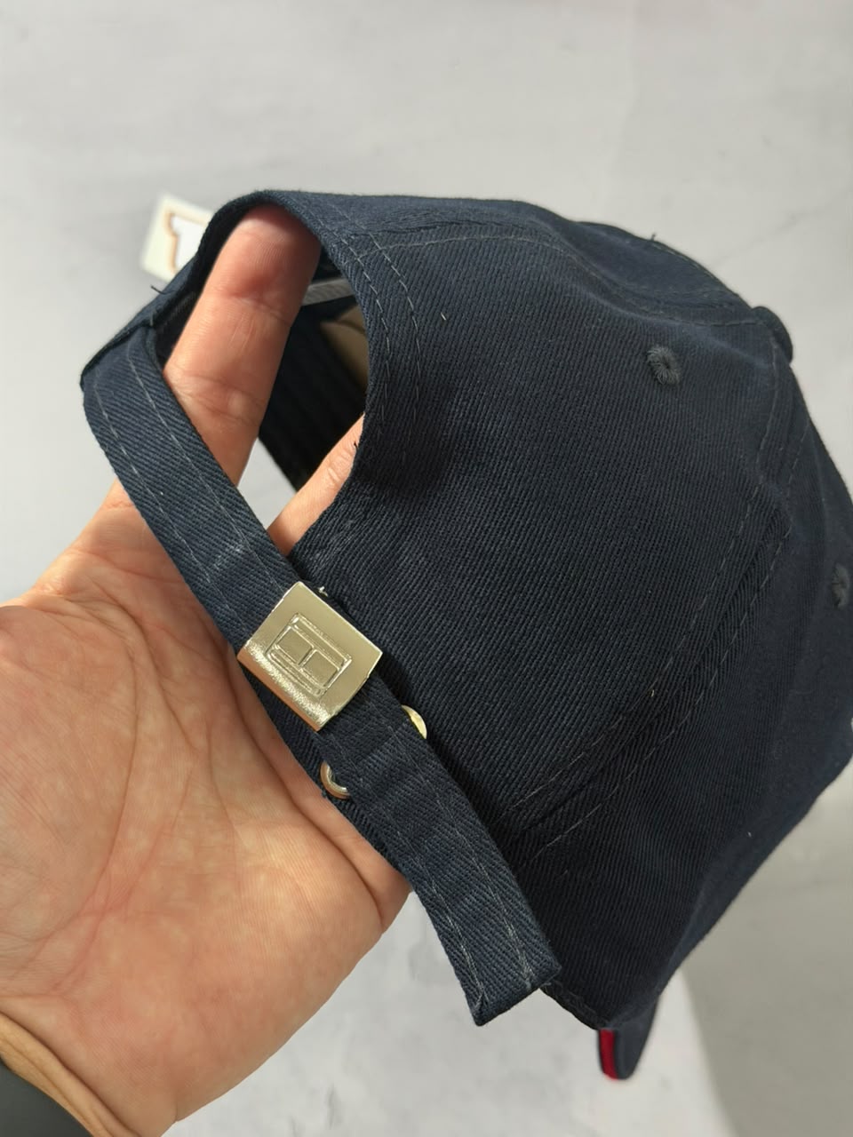 Boné Tommy Hilfiger Plaquinha - Azul Marinho