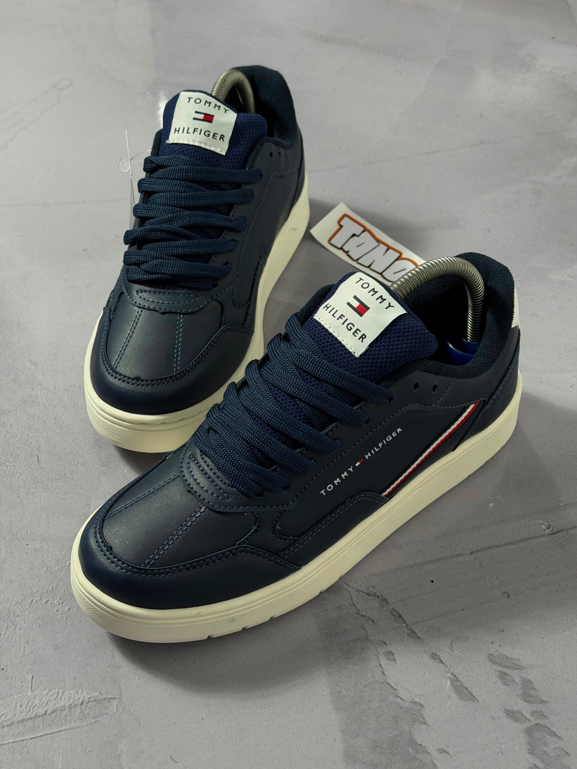 Tênis Tommy Hilfiger Basket Core - Azul Marinho