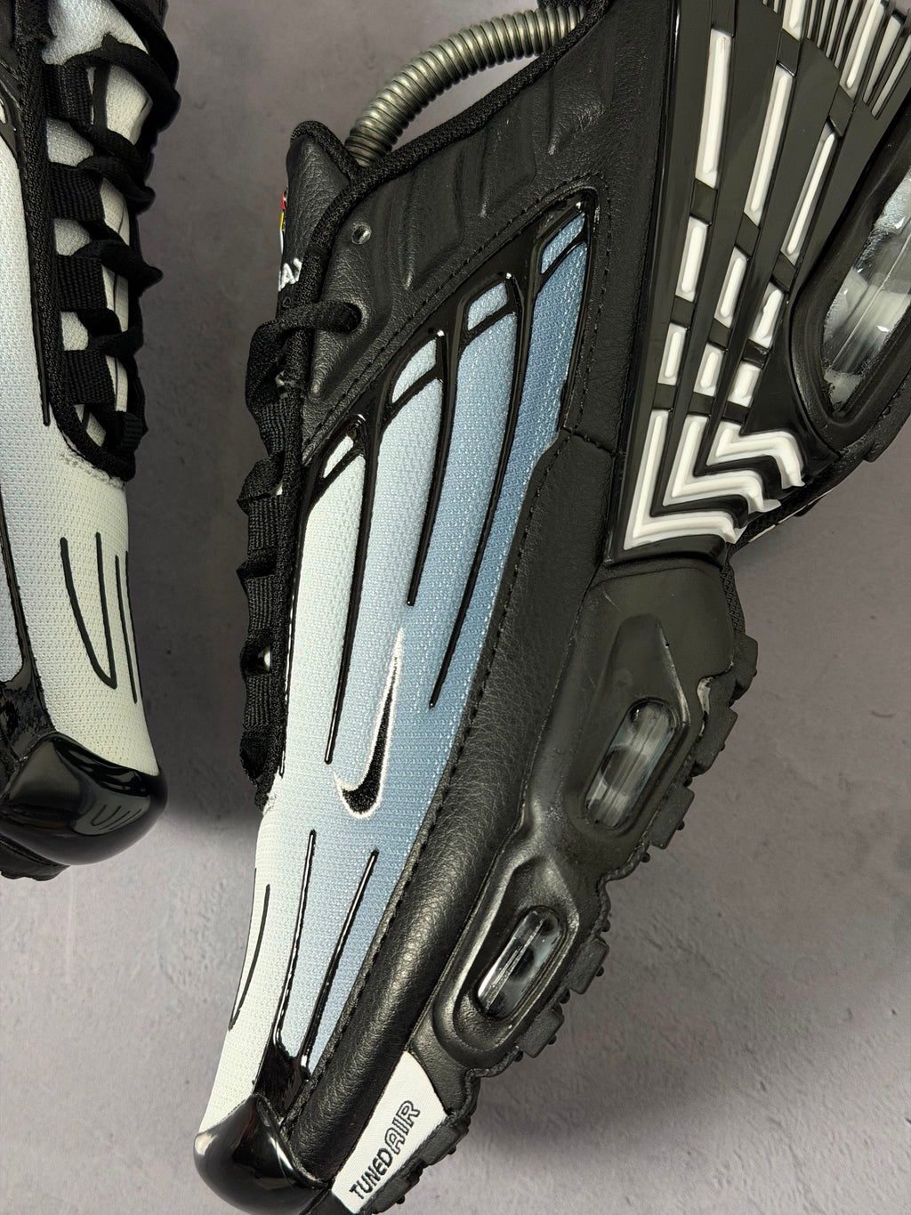 Tênis Nike Air Max Plus TN 3 - Black White