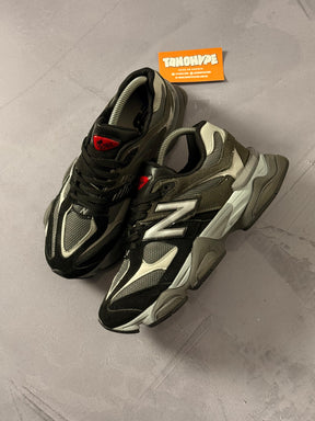 Tênis New Balance 9060 - Cinza/Preto