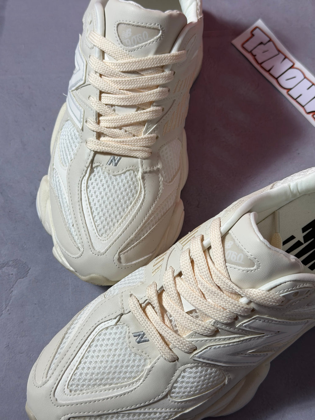Tênis New Balance 9060 - Off-White