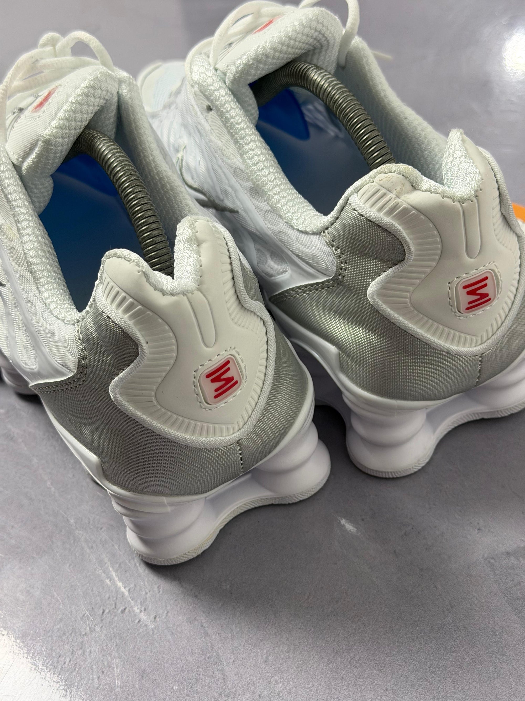 Tênis Nike Shox 12 Molas - Branco