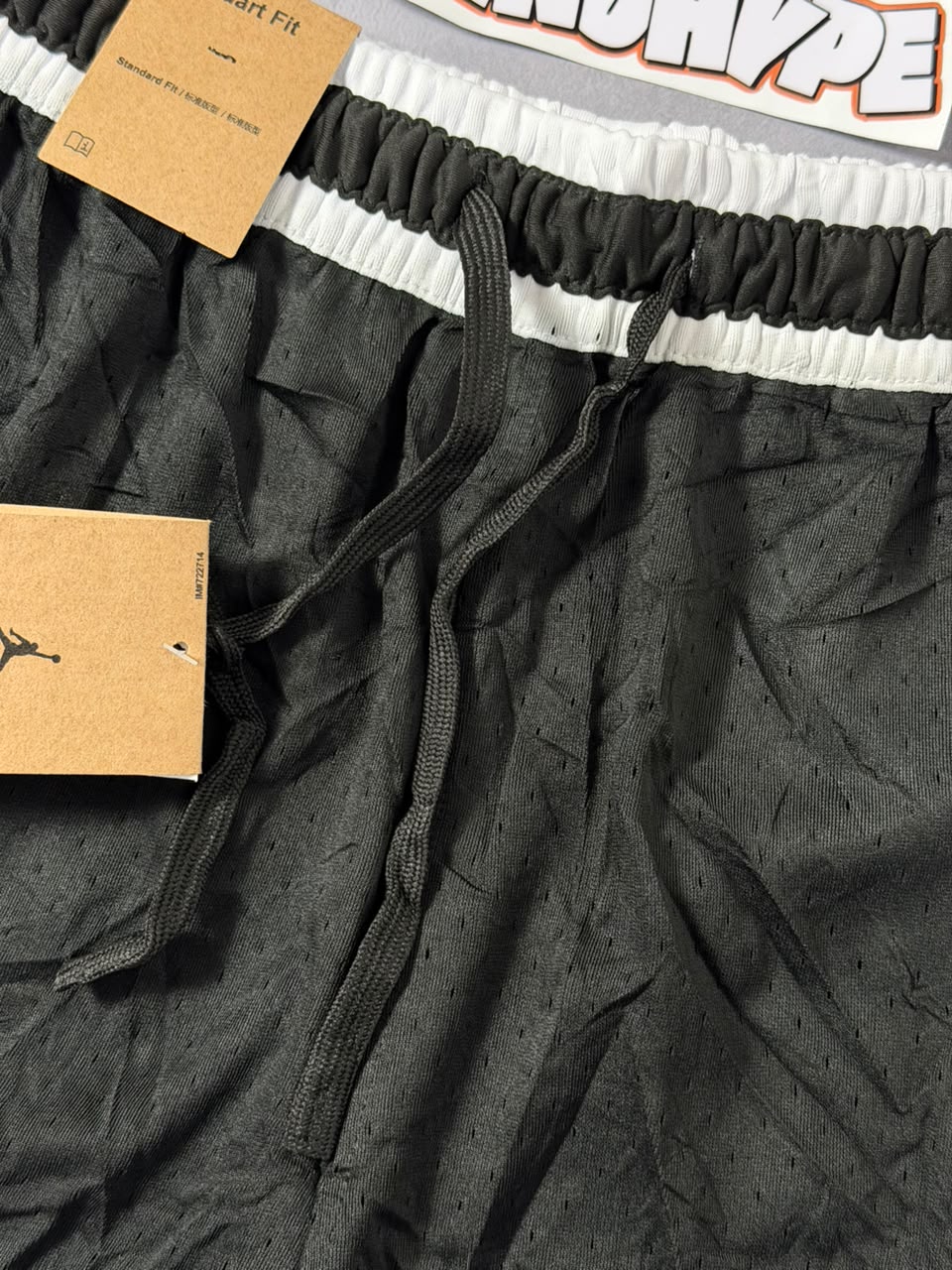 Shorts Jordan Diamond Dri Fit - Preto e Branco