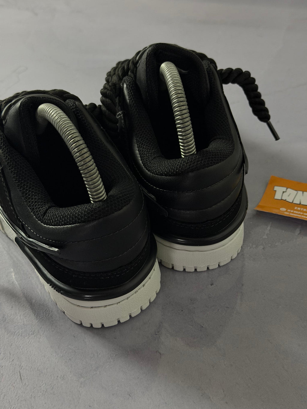 Tênis Nike Dunk Twist - Nobuck