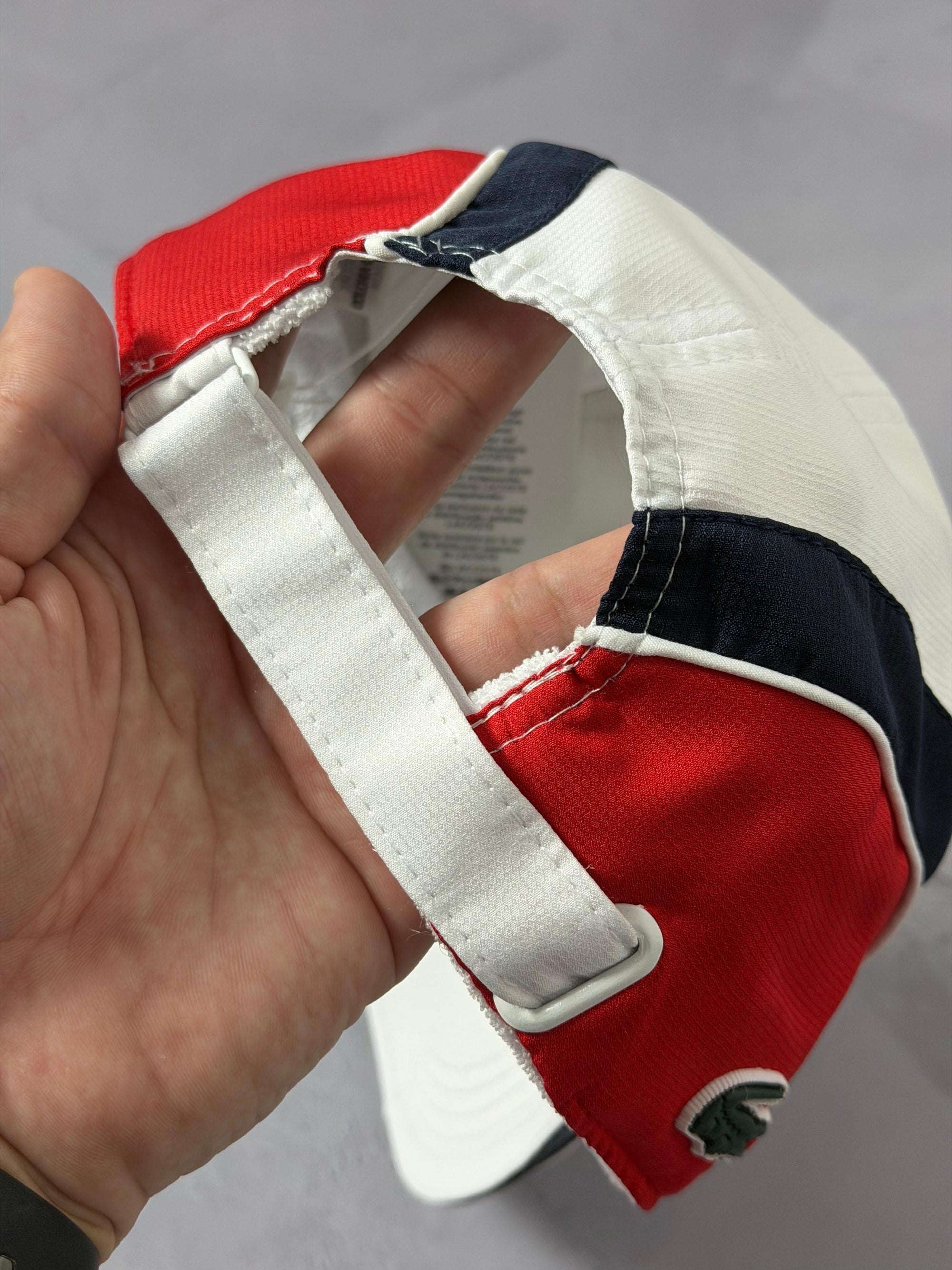 Boné Lacoste Colorblock - Branco Vermelho