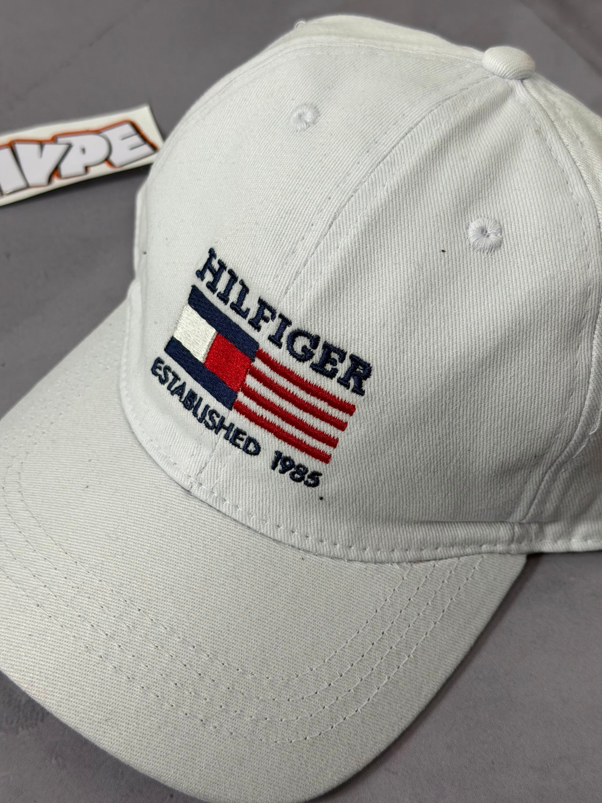 Boné Tommy Hilfiger 02 - Branco