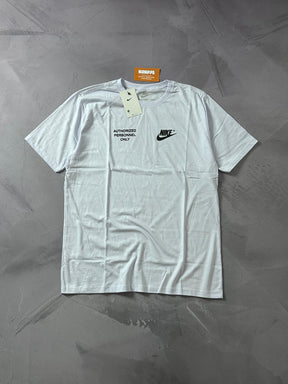 Camiseta Nike Authorized 2.0 - Branco